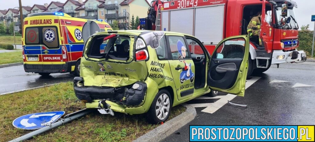 wypadek na witoza w Opolu, mustang rozbity, sprawca zakuty w kajdanki, kierowca w kajdankach, sprawca zatrzymany przez policję, rozbił mustanga, 