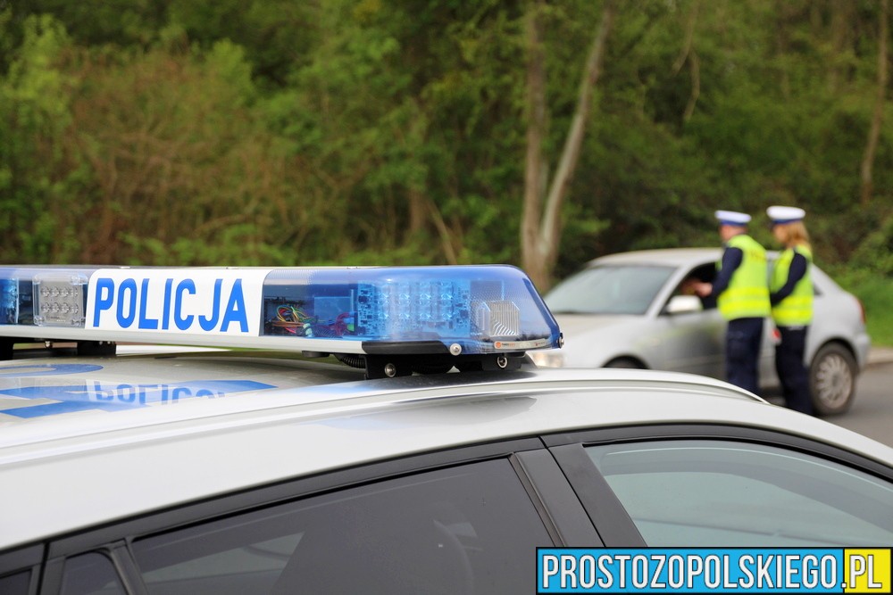 Policjanci zatrzymali kierującą autem, która miała 1,5 promila alkoholu