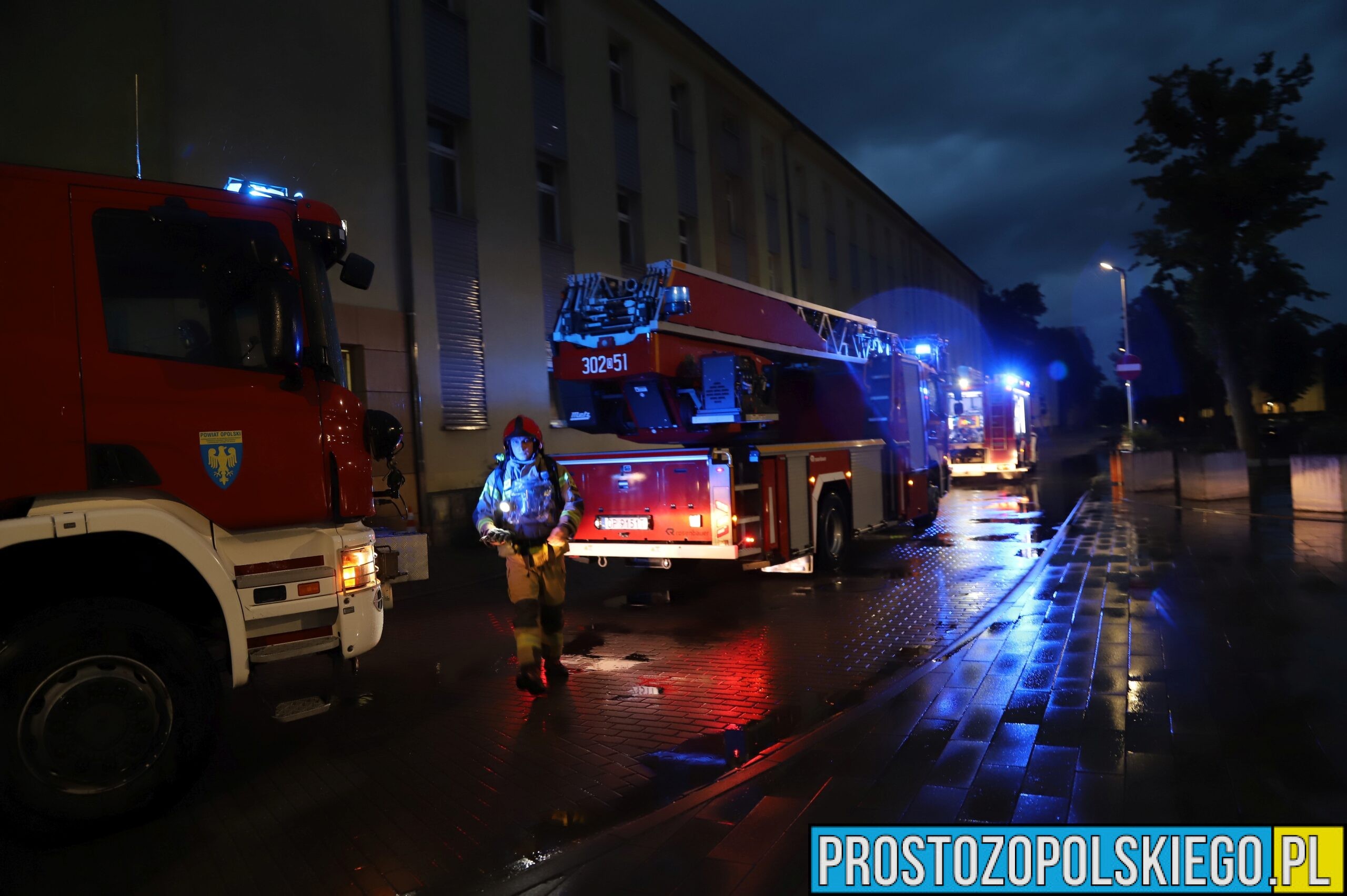 pożar na politechnice. pożar na politechnice opolskiej, politechnika opolska, pożar na uczelni, na politechnice zapaliła sie drukarka, pożar drukarki 3d,