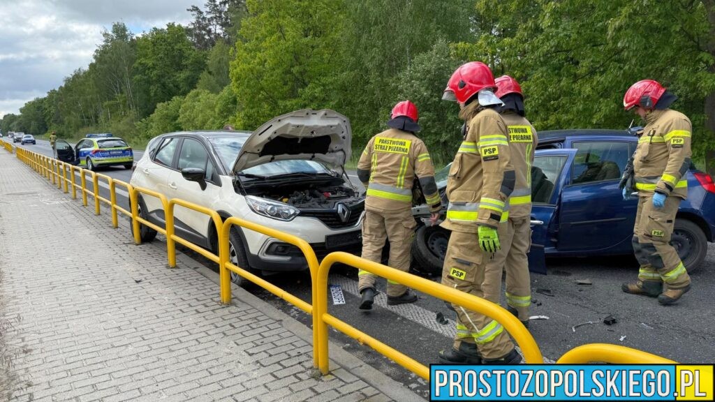 Groźny wypadek na DK94 w Walidrogach – jedna osoba w szpitalu