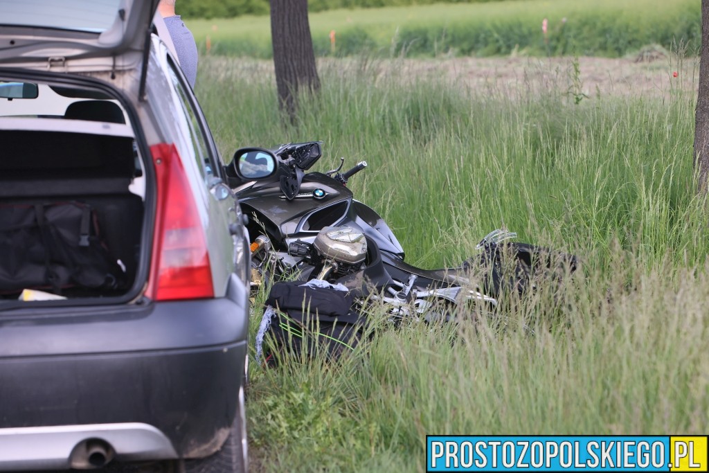 wypadek motocyklisty, wypadek wrzoski, zderzenie samochodu z motorem, rozbity motor, wypadek z udziałem motocykla,
