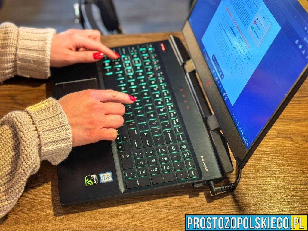 Oszustwo internetowe – mieszkanka powiatu kluczborskiego straciła ponad 70 tysięcy złotych