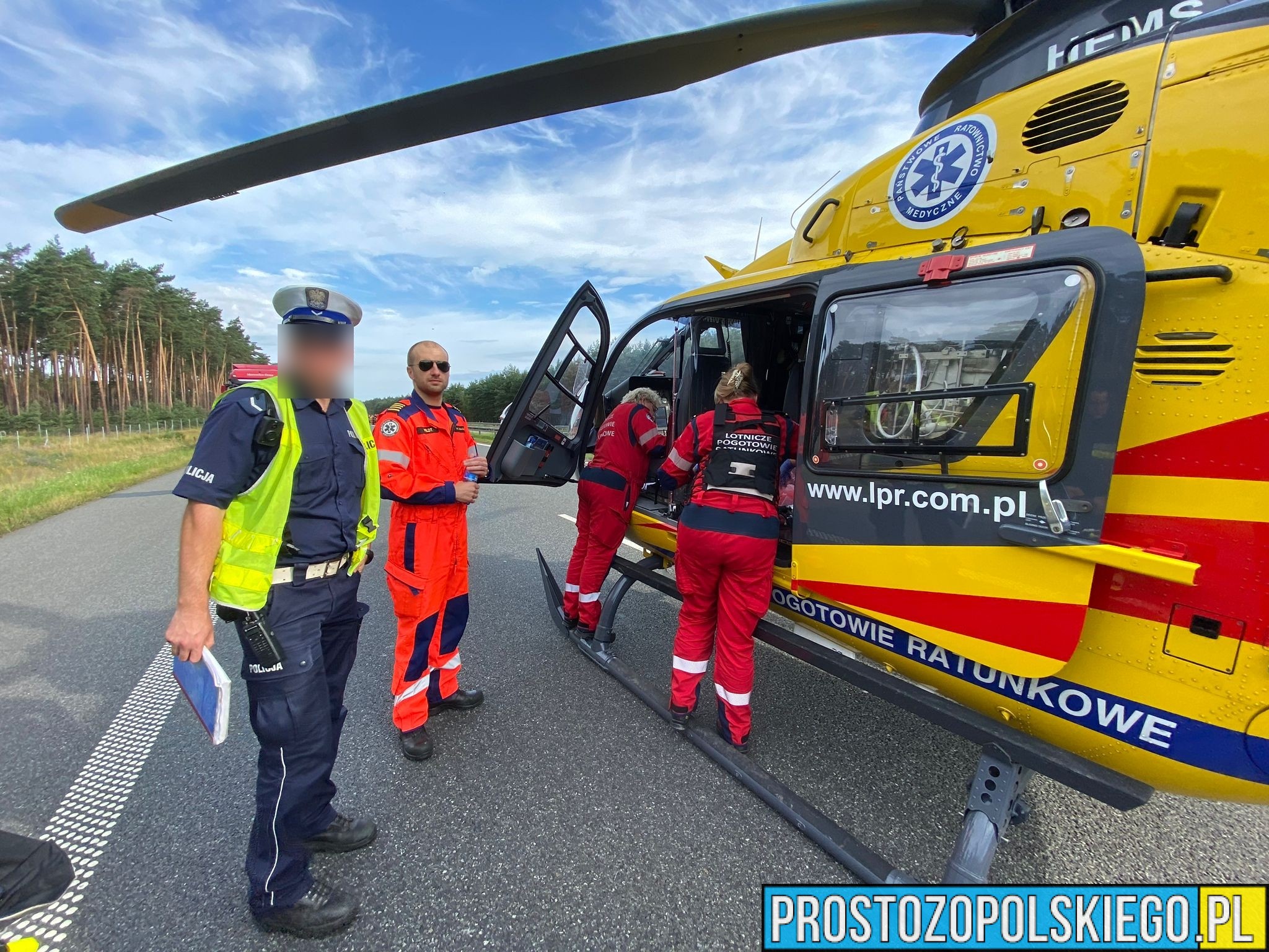wypadek na autostradzie, poważny wypadek na a4, wypadek z cysterną, zderzenie busa z cysterną, 3 osoby poszkodowane w wypadku,