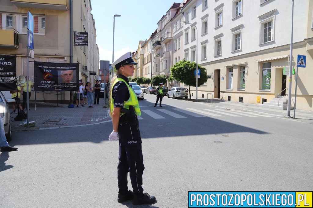 marsz równości opole, marsz opole, parada równości, przemarsz parady, tęczowa parada,