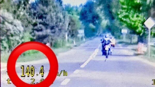 Pomylił lokalną drogę z autostradą. 48-letni motocyklista stracił prawo jazdy
