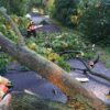 Burze nad Opolszczyzną – setki interwencji strażaków, poważne zniszczenia po przejściu frontu