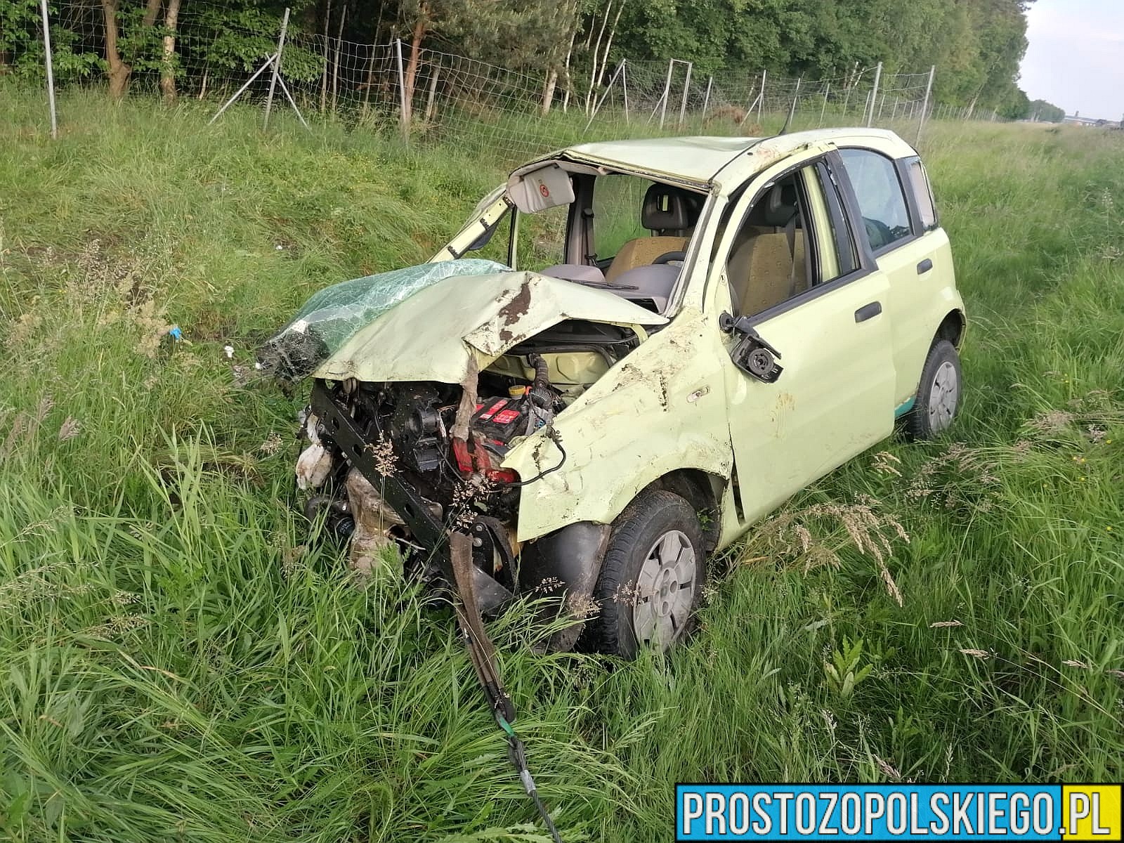 obywatel gruzji dachował, pijany obywatel gruzji, pijany gruzinin, dachował na autostradzie, dachowanie na a4, dachowanie na autostradzzie, wypadek na autostradzie, 
