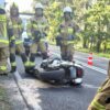 Wypadek w Skarbiszowie. Doszło tam do zderzenia motocyklisty z samochodem osobowym. Ranny motocyklista
