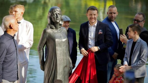 Opole wzbogaciło się o kolejną atrakcję – dziewiąta „Ptasia Budka” stanęła przy Moście Groszowym