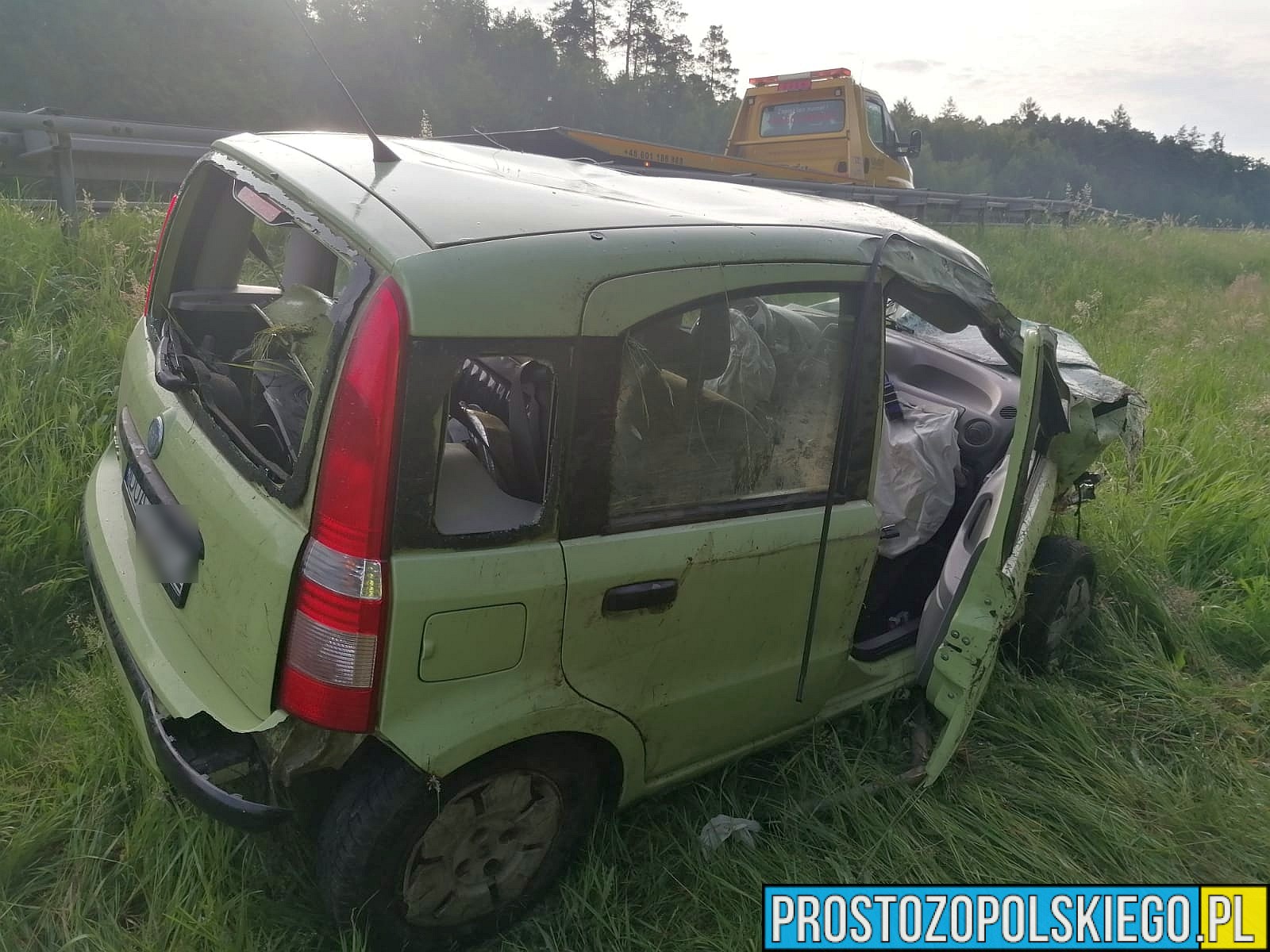 obywatel gruzji dachował, pijany obywatel gruzji, pijany gruzinin, dachował na autostradzie, dachowanie na a4, dachowanie na autostradzzie, wypadek na autostradzie, 