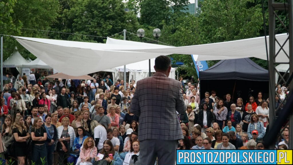 Rekordowa edycja Festiwalu Książki w Opolu – literatura, emocje i tłumy fanów