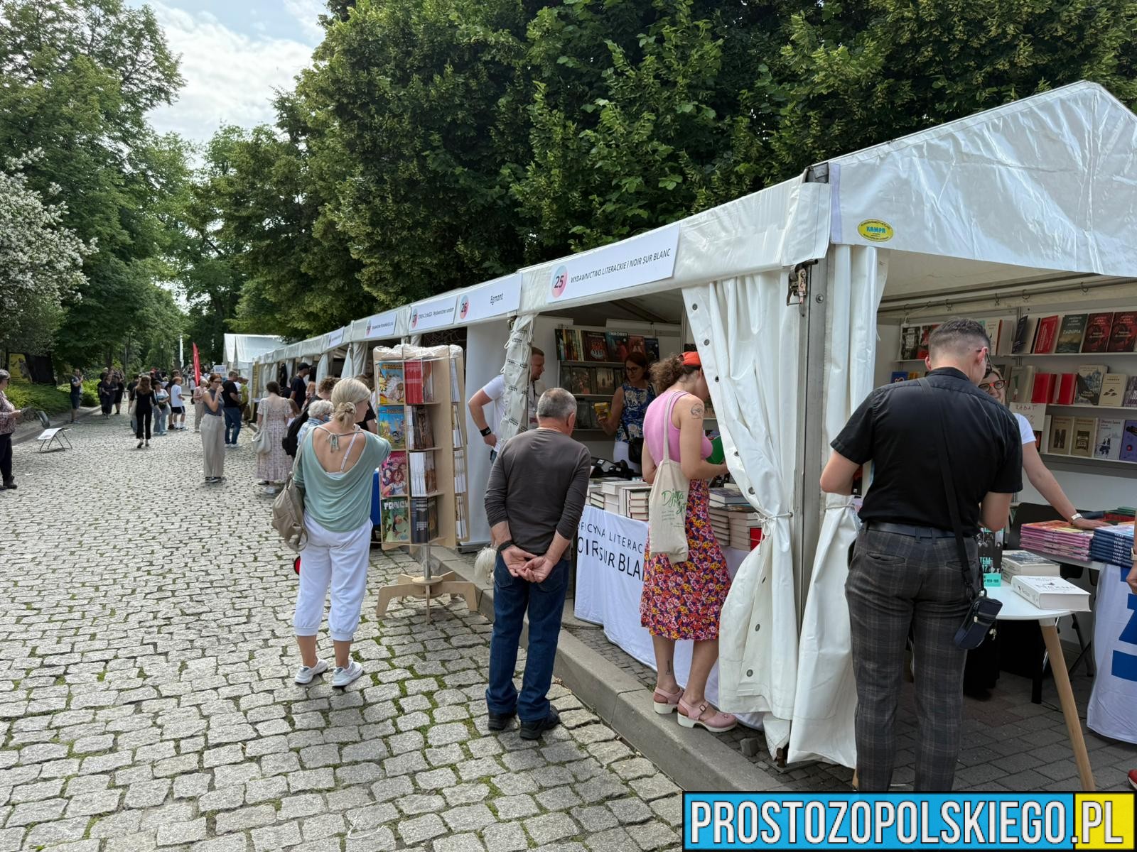 Festiwal Książki w Opolu 2025, fesatiwal opole, festiwal w opolu, festiwal książki, opolski festiwal, książki, opole ksiązki, festiwal na placu wolności w opolu, 