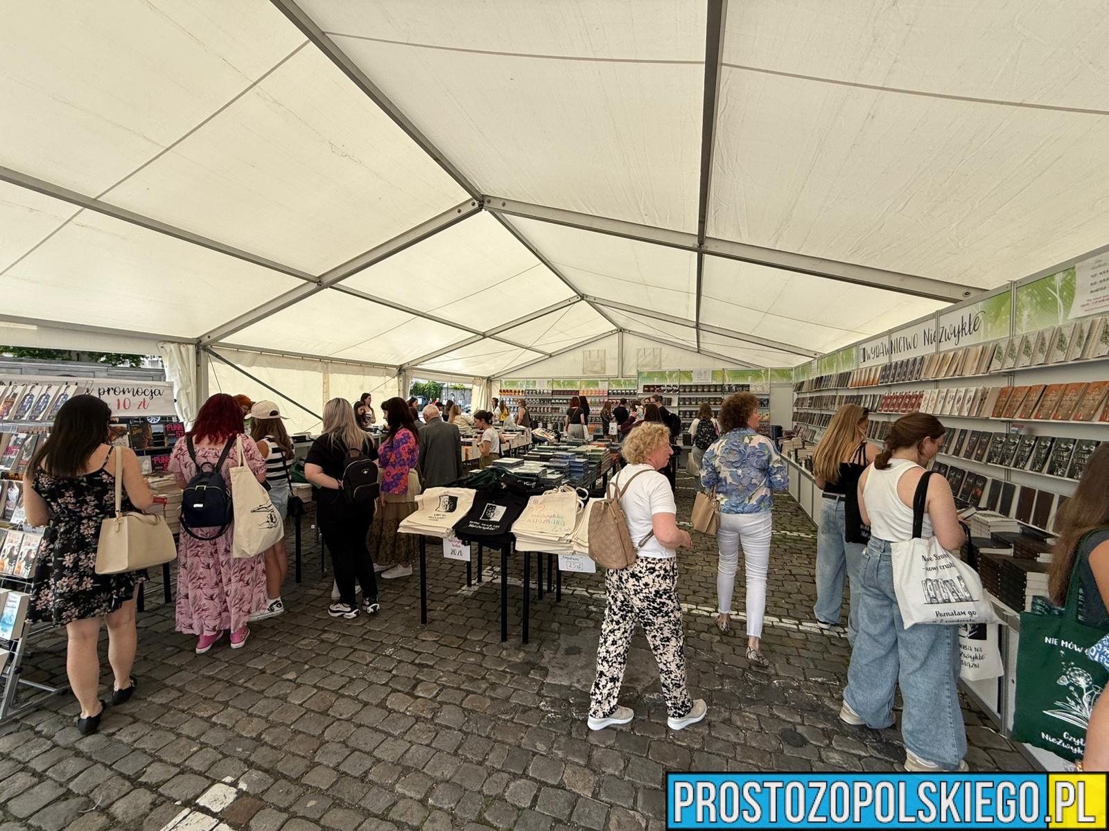 Festiwal Książki w Opolu 2025, fesatiwal opole, festiwal w opolu, festiwal książki, opolski festiwal, książki, opole ksiązki, festiwal na placu wolności w opolu, 