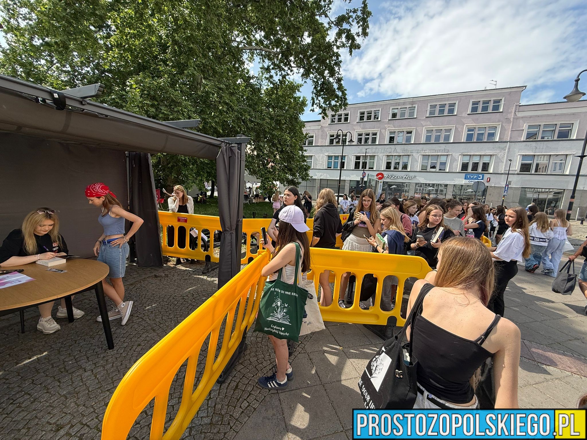 Festiwal Książki w Opolu 2025, fesatiwal opole, festiwal w opolu, festiwal książki, opolski festiwal, książki, opole ksiązki, festiwal na placu wolności w opolu, 