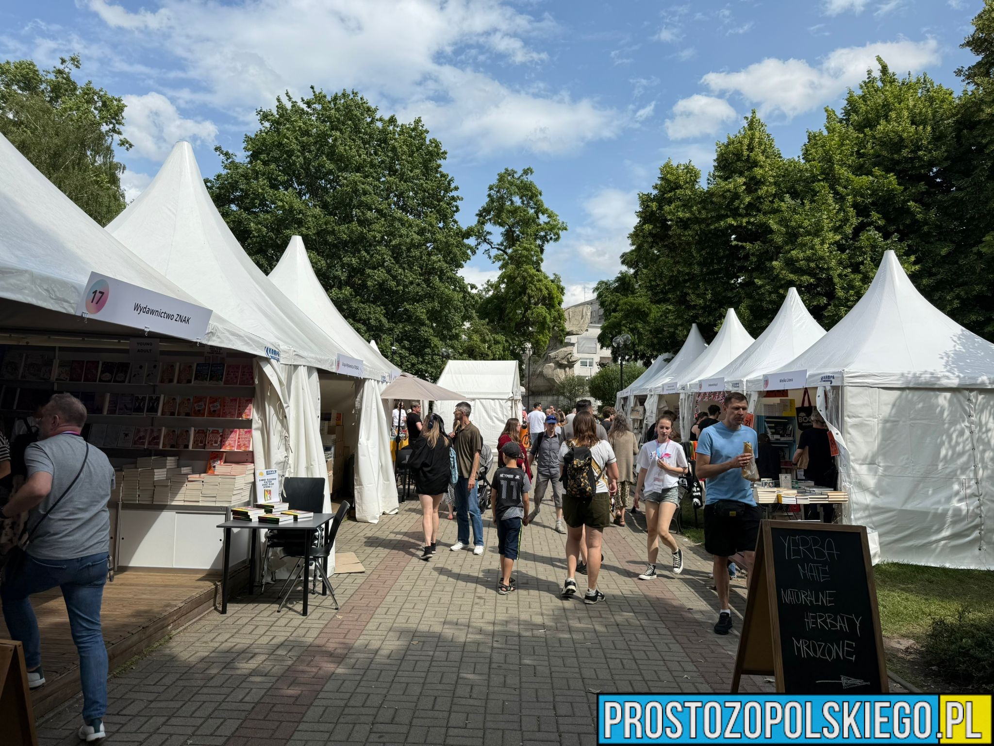 Festiwal Książki w Opolu 2025, fesatiwal opole, festiwal w opolu, festiwal książki, opolski festiwal, książki, opole ksiązki, festiwal na placu wolności w opolu, 