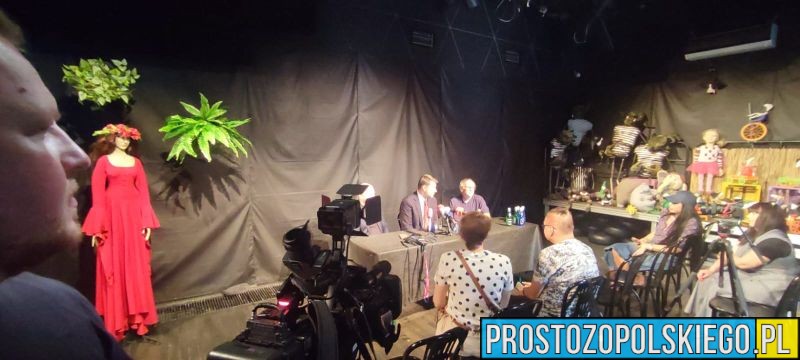 teatr lalek, nowy dyrektor teatru, nowy dyrektor, nowy dyrektor teatr w Opolu,