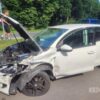 Czołowe zderzenie na ul. Głubczyckiej w Kędzierzynie-Koźlu. Trzy osoby poszkodowane
