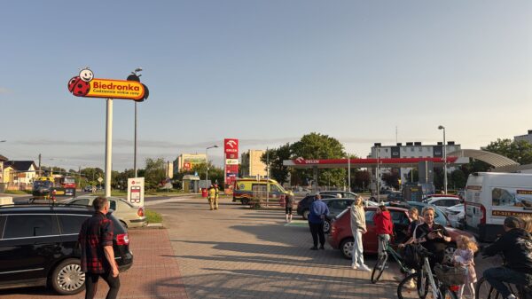 Wypadek 12-letniej rowerzystki w powiecie krapkowickim. Dziewczynka trafiła do szpitala śmigłowcem LPR