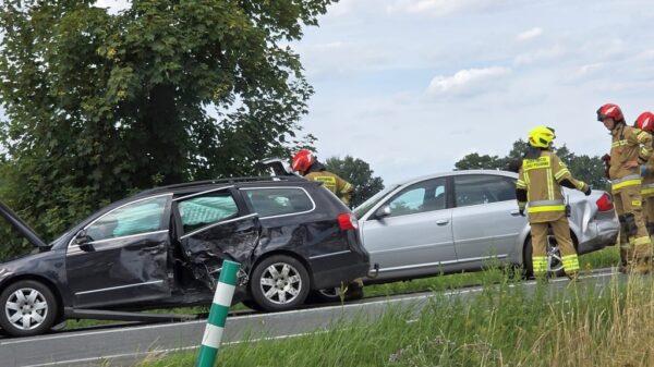 Zderzenie trzech pojazdów na DK38 w rejonie Gierałtowic