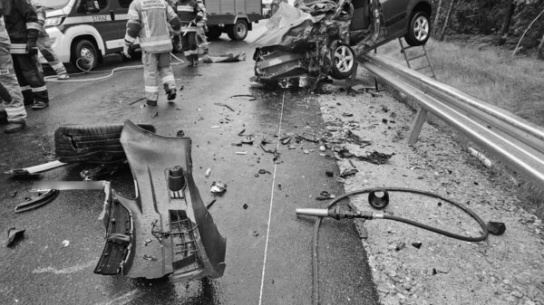66-latka zginęła w tragicznym wypadku na DK45. Policjanci wyjaśniają okoliczności zdarzenia