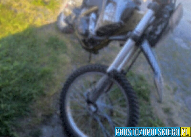 Pijany kierowca motoroweru potrącił 11-letnią dziewczynkę w Gnojnej i uciekł z miejsca zdarzenia