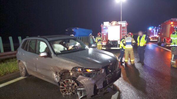 Wypadek na autostradzie A4 pod Malnią. Dwie osoby trafiły do szpitala
