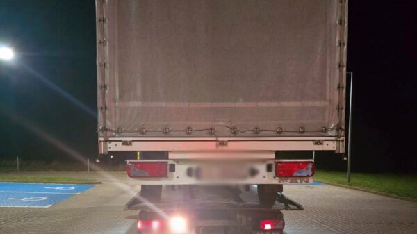 Strzelce Opolskie: Jechał ciężarówką mimo sądowego zakazu. Grozi mu 5 lat więzienia