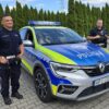 Policjanci z Prudnika eskortowali rodzącą kobietę do szpitala – mały Ignacy już na świecie!