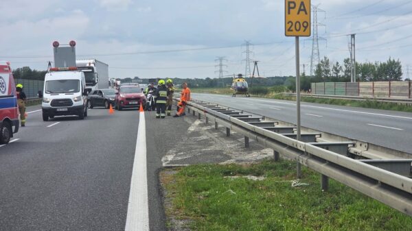 Podwójny wypadek na autostradzie A4 – interweniował śmigłowiec LPR