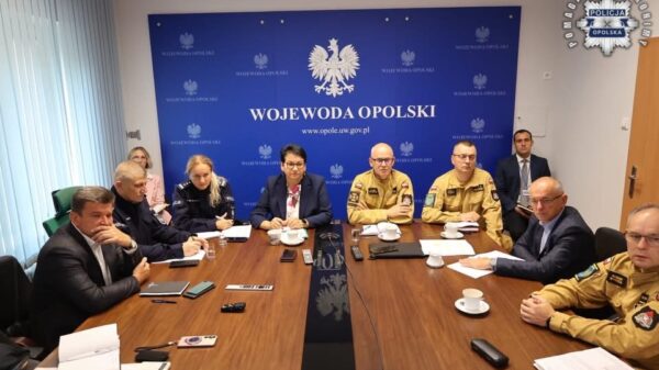 Wzmożone działania opolskiej policji w związku z niekorzystną sytuacją pogodową
