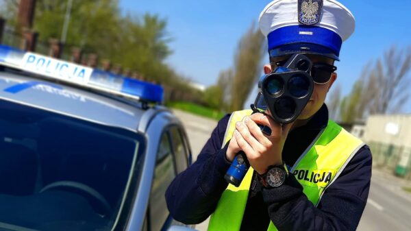 Akcja „Prędkość” w Krapkowicach: blisko 50 kierowców złamało przepisy, jeden stracił prawo jazdy