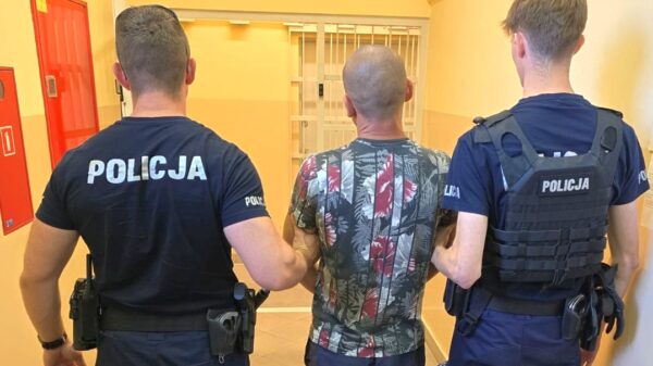 Bogdańczowice: 110 km/h w terenie zabudowanym i ponad 1,5 promila alkoholu. 41-latek trafił za kratki