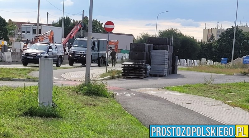 Opole: Niewybuch z czasów II wojny światowej na ul. Pileckiego. Saperzy z Brzegu zabezpieczyli pocisk