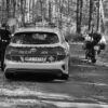 Tragiczne zdarzenie na DK46 w Lesie Dąbrowskim. 59-latek zmarł na parkingu leśnym