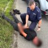 Brzeg: 34-latek zaatakował nożem żonę i jej współpracowników. Został zatrzymany po obławie