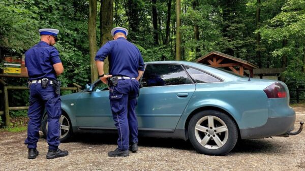 33-latek kierował audi pod wpływem narkotyków. Miał też zakaz prowadzenia pojazdów