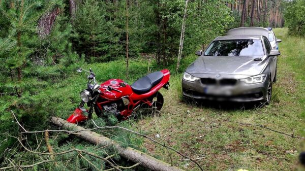 Policyjny pościg za motocyklistą w Strzelcach. 28-latek uciekał pod wpływem narkotyków