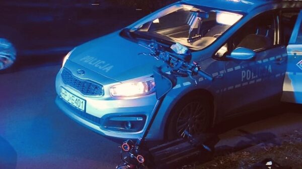 Kolizja z radiowozem i 7 tysięcy mandatu – pościg za 32-latkiem na hulajnodze