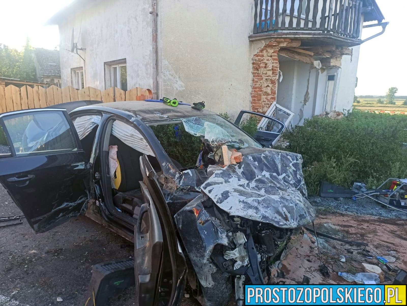 wypadek w ściborowicach, poważny wypadek, poszkodowany kierowca, krapkowice wypadek, wypadek poważny,