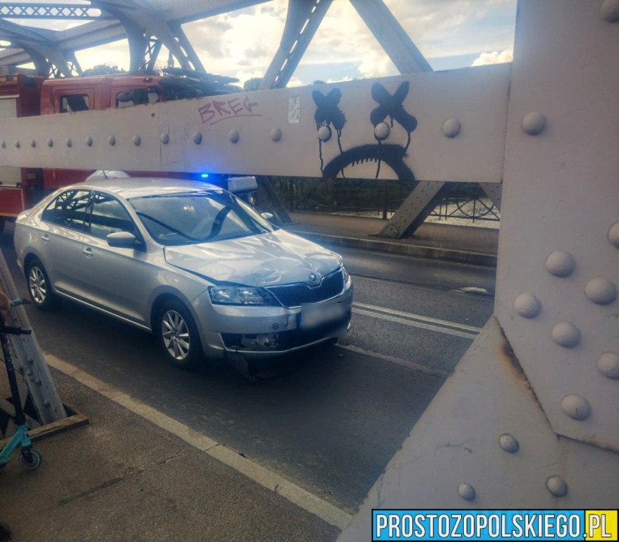 Wypadek w Brzegu – dwa samochody osobowe zderzyły się na moście nad Odrą