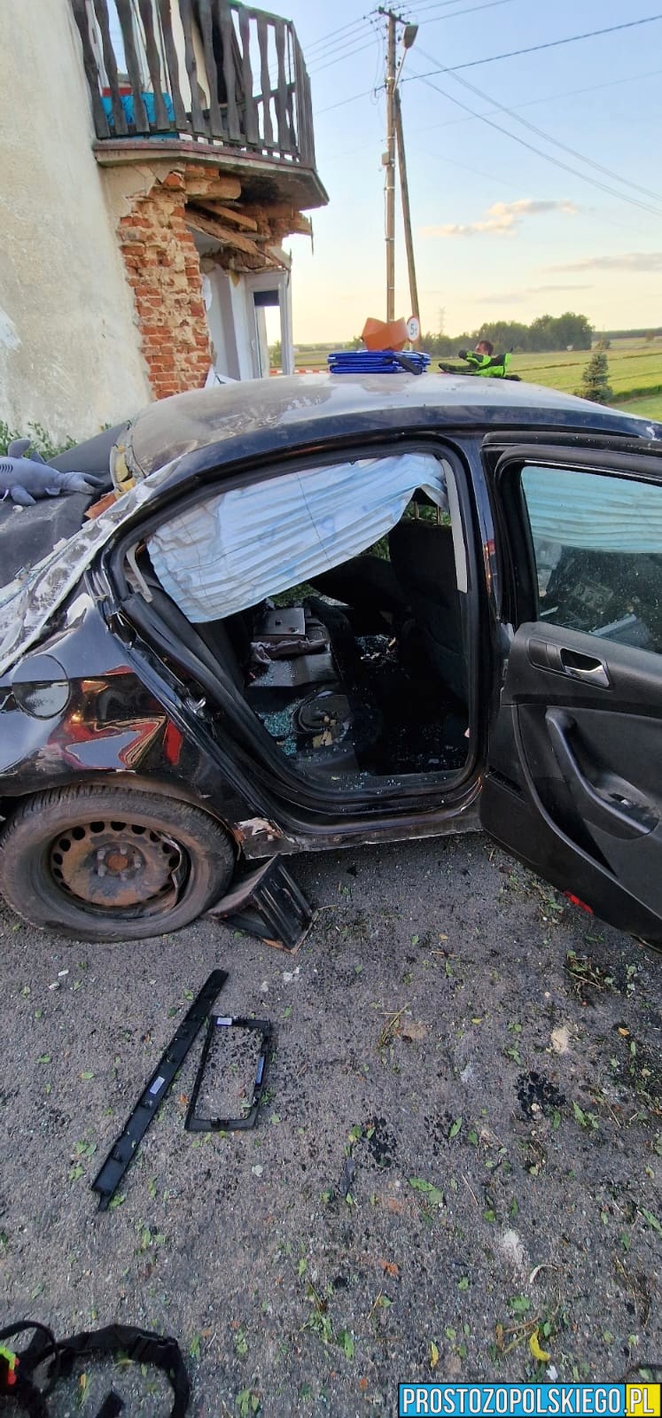 wypadek w ściborowicach, poważny wypadek, poszkodowany kierowca, krapkowice wypadek, wypadek poważny,