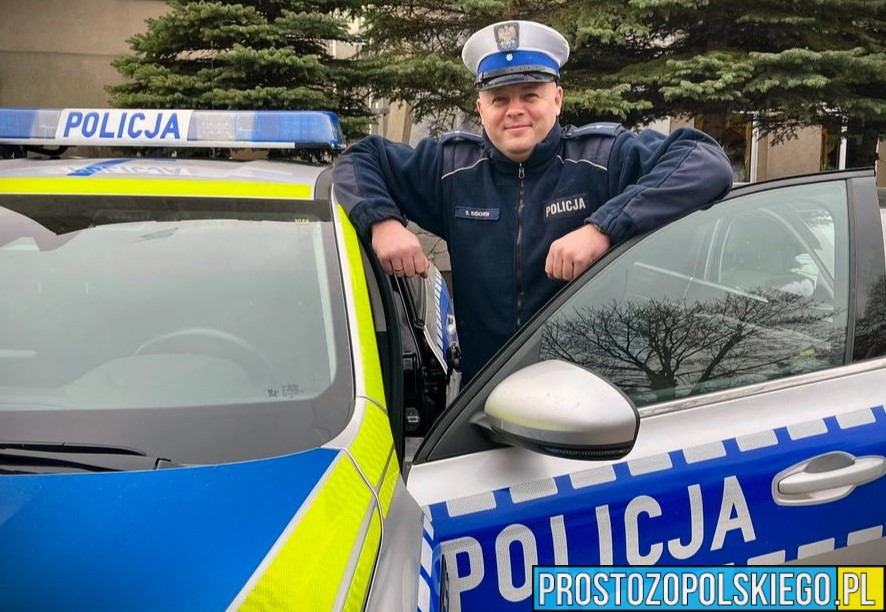 Bohaterska interwencja policjanta z Kluczborka. Uratował 19-latka spadającego z dachu