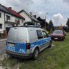 Policjanci z Głubczyc uratowali kobietę stojącą na dachu