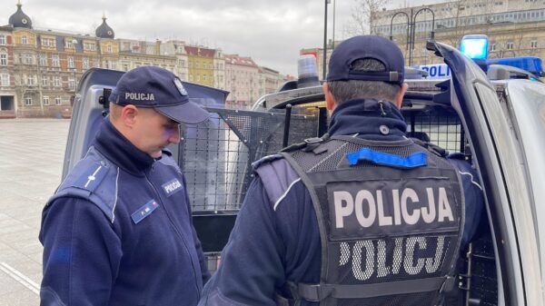 Grodków: 35-latek zaatakował nożem trzy osoby w zakładzie pracy. Policja zatrzymała sprawcę