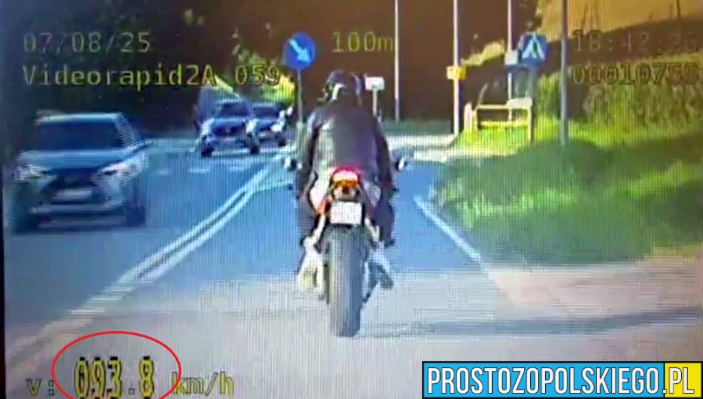 Prudnik: Motocyklista pędził 93 km/h i wyprzedzał na zakazie. Dostał 26 punktów karnych