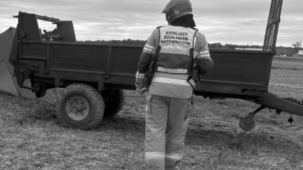 Tragiczny wypadek w Wichrowie. 76-letni rolnik zginął podczas prac polowych
