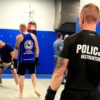 Policjanci szkolą ratowników medycznych w Opolu – bezpieczeństwo na pierwszym miejscu