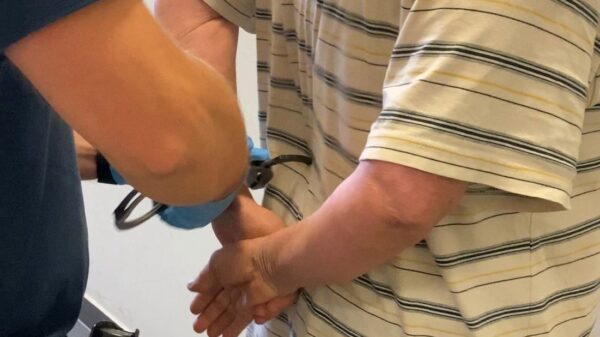 54-latka zatrzymana za kierowanie bez uprawnień i złamanie dożywotniego zakazu
