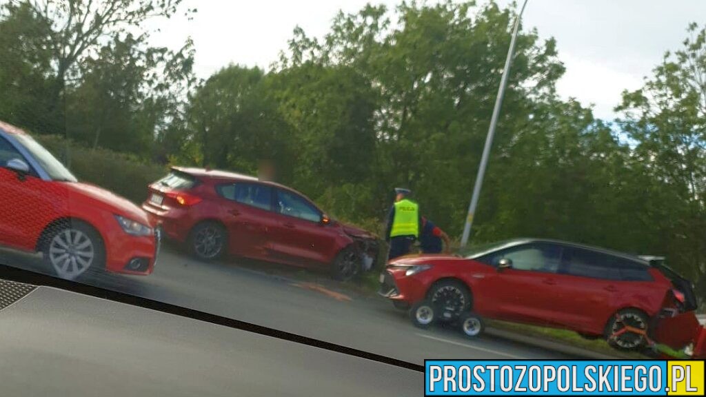 Wypadek w Opolu na ul. Sosnkowskiego. 79-latek nie ustąpił pierwszeństwa