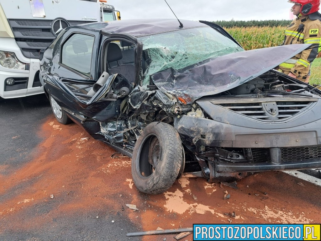Wypadek na DK42/DK43 w powiecie oleskim. Kierowca jeepa miał ponad 2 promile